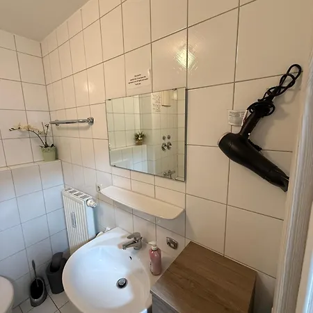 شقة Hess روست