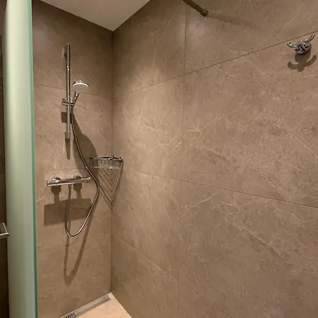 Апартаменты Hess Руст